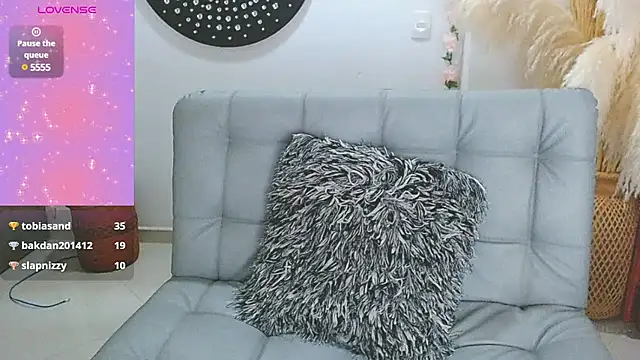 Isabelhot1 online show from 02-12-25, 07:24