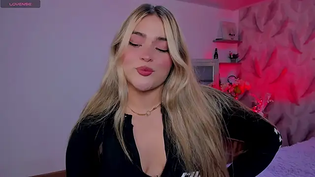 cattaleya    online show from 02-14-26, 04:09