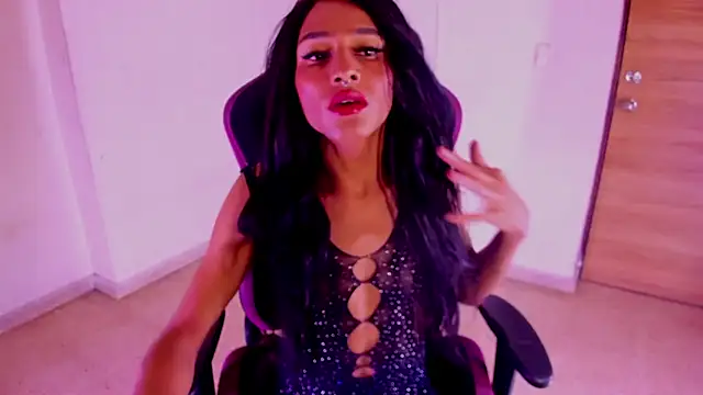 carolinemiller7 online show from 10-23-25, 05:07