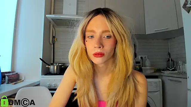  Alice Kitty online show from 12-29-24, 08:55