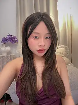 Snapshot of Hot_Mm chatting on 05-30-26, 10:45 Hot Mm online show from 05-30-26, 10:45