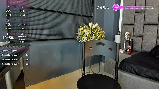 Snapshot of Matureyulyet chatting on 02-20-25, 11:32 Matureyulyet online show from 02-20-25, 11:32