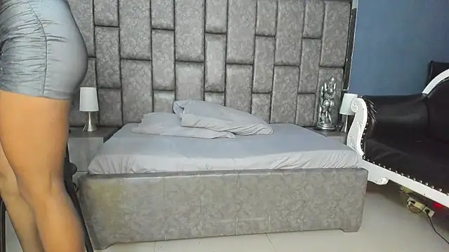 Snapshot of Matureyulyet chatting on 10-12-25, 09:08 Matureyulyet online show from 10-12-25, 09:08