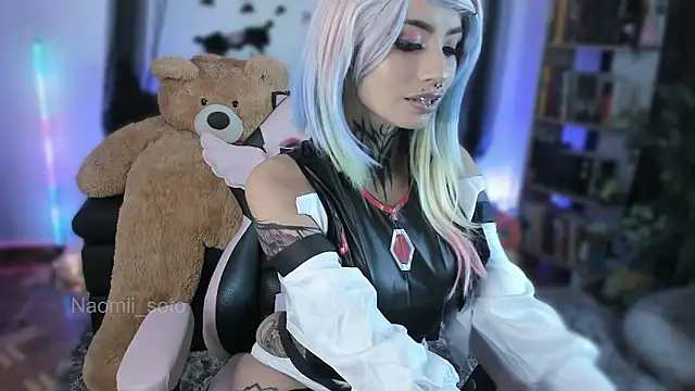 Naomii Soto online show from 02-15-26, 09:00