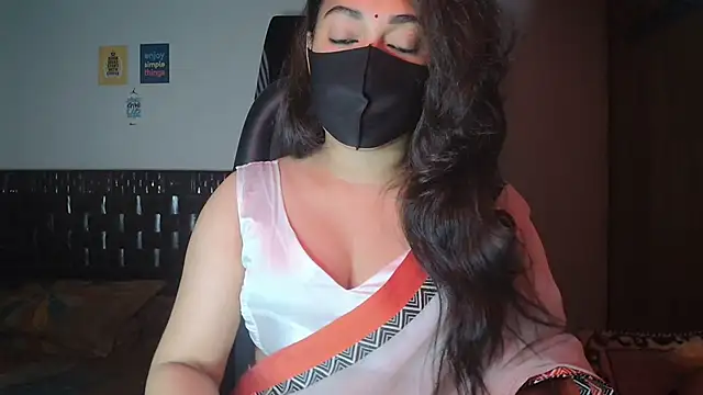 Most-Beautiful-Queen online show from 11-04-25, 07:02