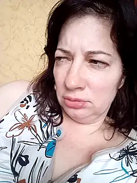 SusanaxPretty online show from 04-27-26, 06:44