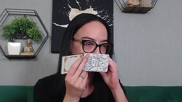 IzabelllNoir online show from 02-06-26, 08:18