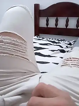 maikinhopL online show from 01-28-25, 04:29