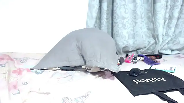 andre20a31 online show from 02-04-25, 07:07