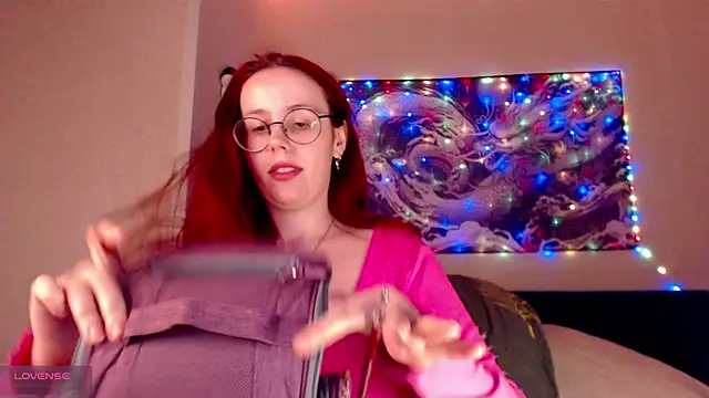 VanessaLincum online show from 11-21-25, 07:07