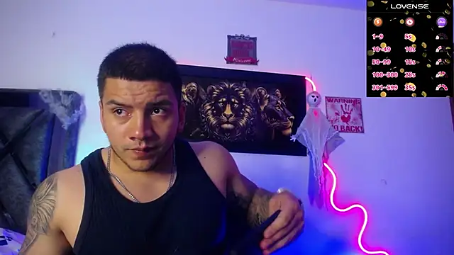 Snapshot of Marc__Waatson chatting on 10-03-25, 11:24 Marc  Waatson online show from 10-03-25, 11:24