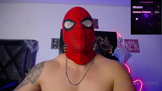 Snapshot of Marc__Waatson chatting on 10-10-25, 12:53 Marc  Waatson online show from 10-10-25, 12:53