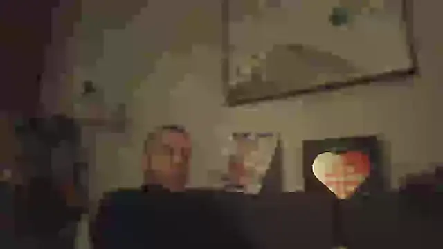 Snapshot of SHARPSkinhead chatting on 12-17-24, 10:54 SHARPSkinhead online show from 12-17-24, 10:54