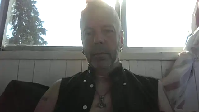 SHARPSkinhead online show from 06-08-26, 06:47