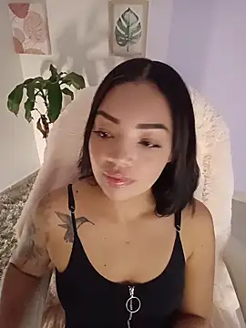 Sara LipsX online show from 11-09-25, 11:36