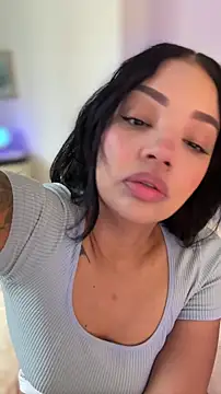 Sara LipsX online show from 04-05-26, 09:34