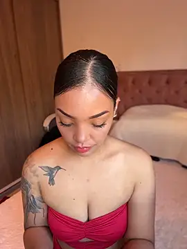 Sara LipsX online show from 06-17-26, 10:00