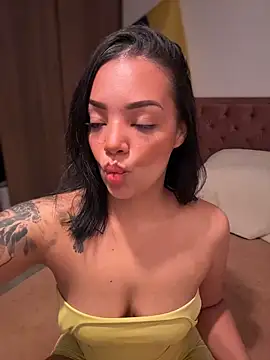 Sara LipsX online show from 06-28-26, 12:38