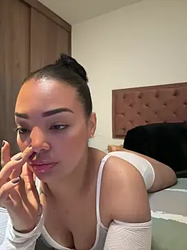 Sara LipsX online show from 07-24-26, 11:58