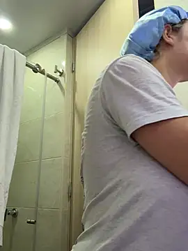 AtheneaRossi online show from 02-18-26, 11:39