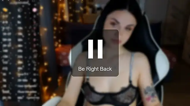 Snapshot of Mary___Moore chatting on 01-15-25, 10:06 Mary Moore online show from 01-15-25, 10:06