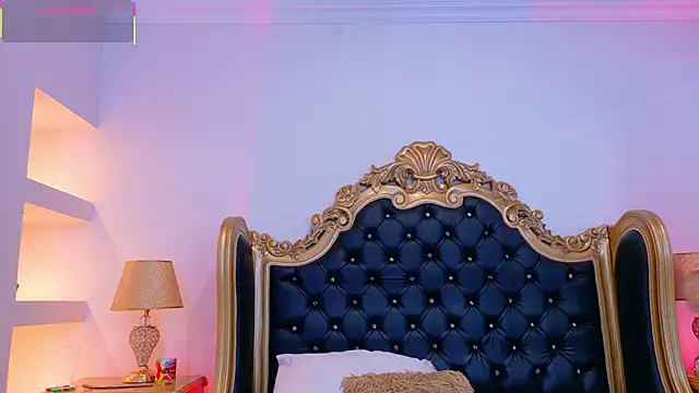 AdelinaVans online show from 11-11-25, 11:32