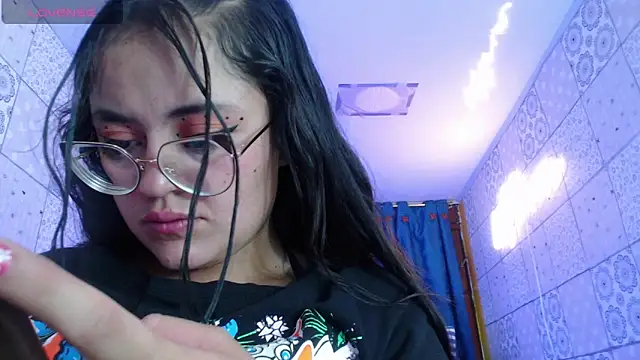 vitoria23  online show from 03-06-25, 01:24