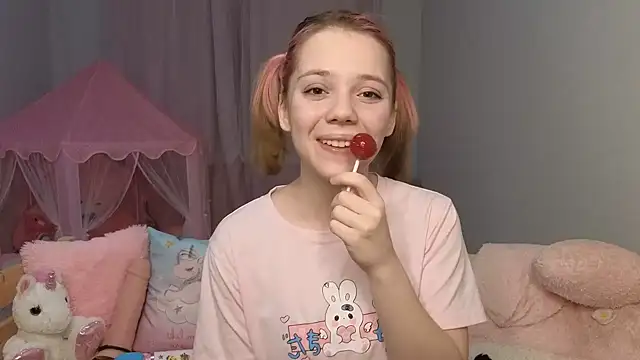 PrincessLittleKiki online show from 02-14-26, 05:32