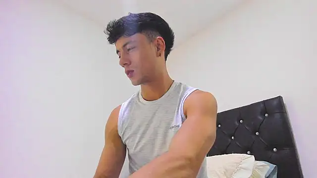 Sebastian-Dash online show from 02-25-25, 12:36