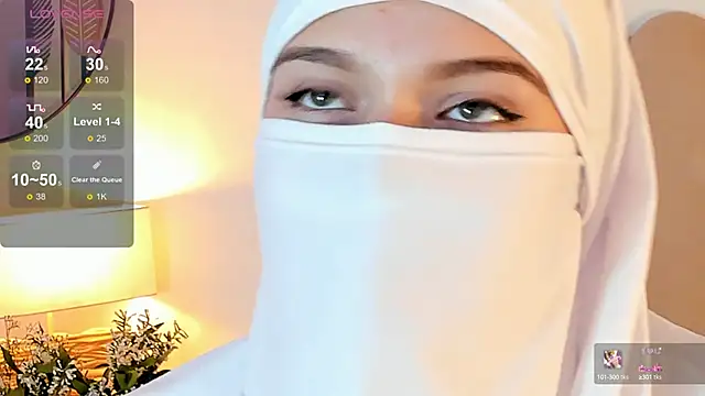 Snapshot of anna-henao chatting on 01-08-25, 04:44 anna-henao online show from 01-08-25, 04:44