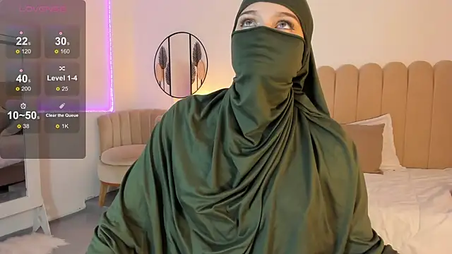 Snapshot of anna-henao chatting on 01-17-25, 05:08 anna-henao online show from 01-17-25, 05:08