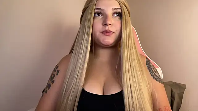 SweetPaige  online show from 01-05-25, 12:42