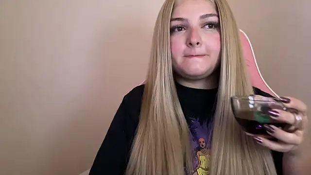 SweetPaige  online show from 02-06-25, 12:48