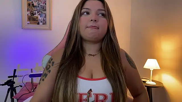 SweetPaige  online show from 02-12-26, 03:07