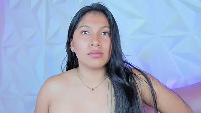 LinnaGardenia online show from 12-08-24, 10:57