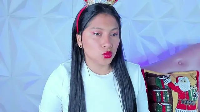 LinnaGardenia online show from 12-11-24, 12:44