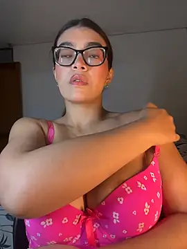 Snapshot of kathii95 chatting on 05-03-26, 01:44 kathii95 online show from 05-03-26, 01:44