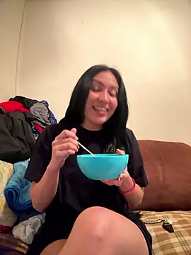 LunaAurora3 online show from 01-14-26, 03:23