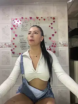 Alanna atm  online show from 01-18-25, 08:09