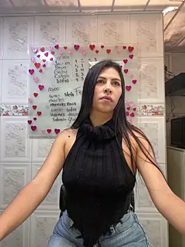 Alanna atm  online show from 01-27-25, 07:13