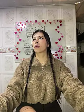 Alanna atm  online show from 02-12-25, 01:06