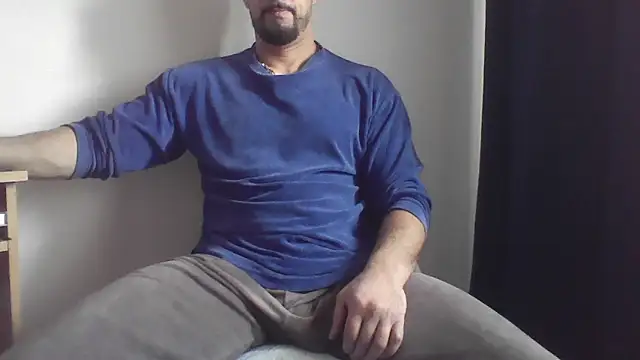 Snapshot of fl3xxx1 chatting on 01-26-25, 10:34 fl3xxx1 online show from 01-26-25, 10:34