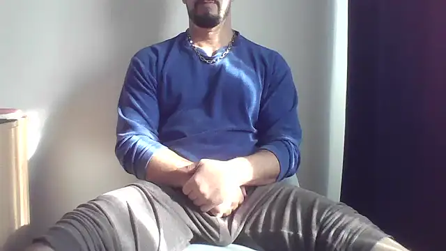 Snapshot of fl3xxx1 chatting on 01-29-25, 08:29 fl3xxx1 online show from 01-29-25, 08:29
