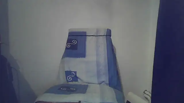Snapshot of fl3xxx1 chatting on 02-16-25, 06:43 fl3xxx1 online show from 02-16-25, 06:43