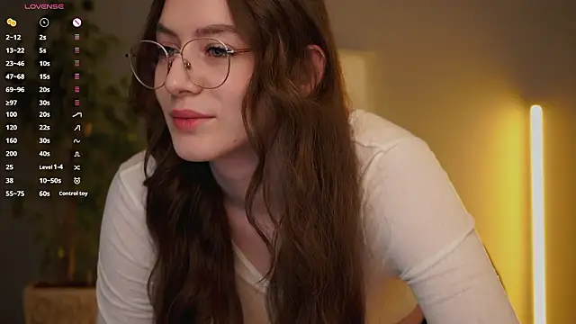 Ester Hill online show from 03-12-26, 02:29