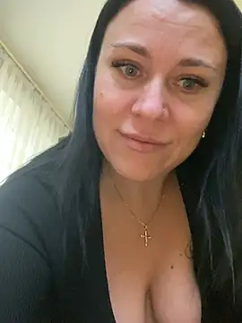 Snapshot of CuteNata chatting on 12-19-24, 12:56 CuteNata online show from 12-19-24, 12:56