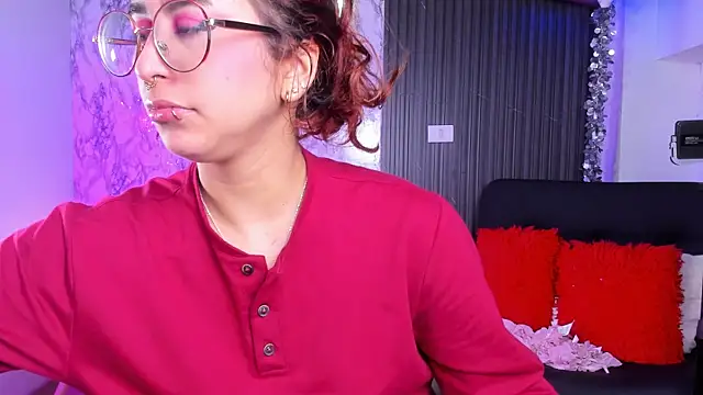 chloe blue online show from 03-02-25, 11:39