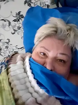 Baunti5555 online show from 10-28-25, 07:27