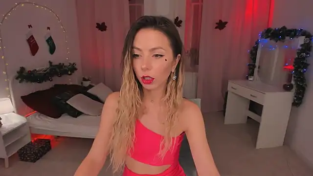 Snapshot of Love_Lines chatting on 12-30-24, 04:09 Love Lines online show from 12-30-24, 04:09