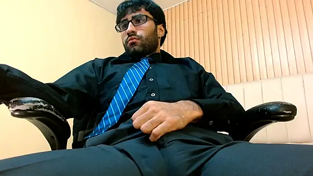 MilanZaire online show from 01-10-26, 11:09